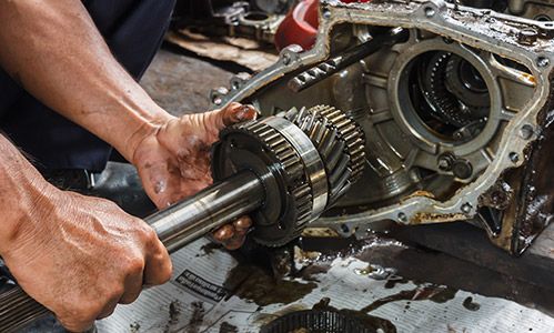 Truck clutch and gearbox repairs